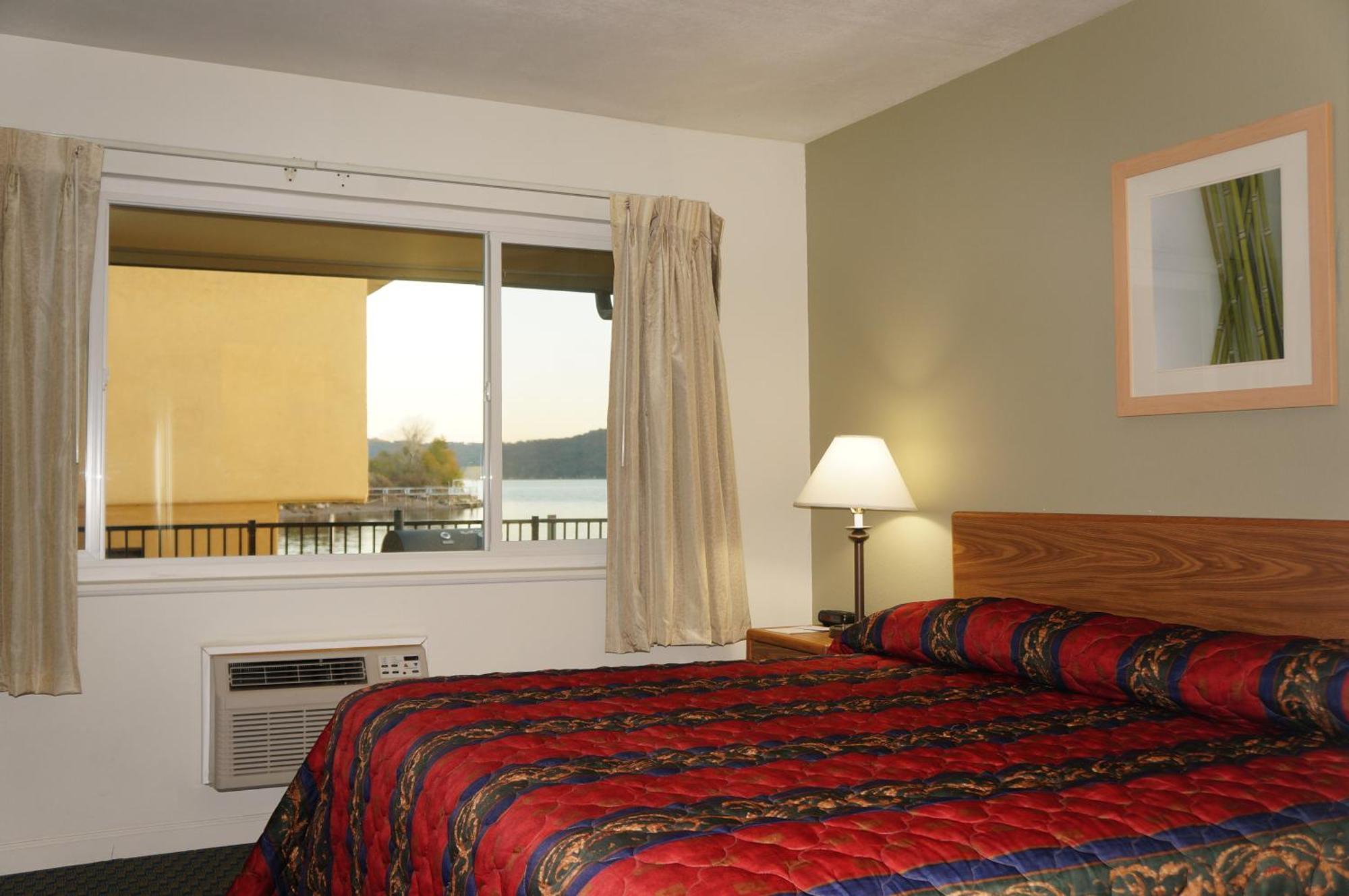 Lake Marina Inn Clearlake Oaks Δωμάτιο φωτογραφία