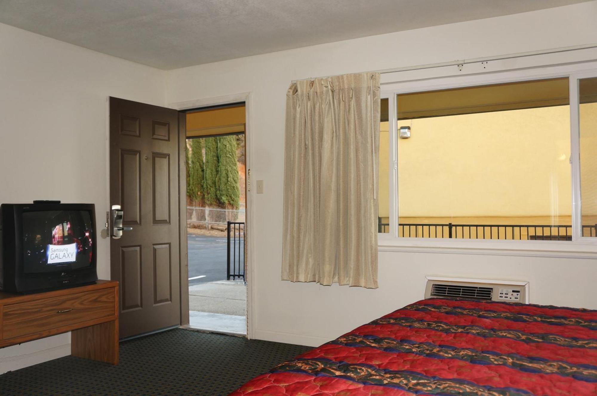 Lake Marina Inn Clearlake Oaks Δωμάτιο φωτογραφία