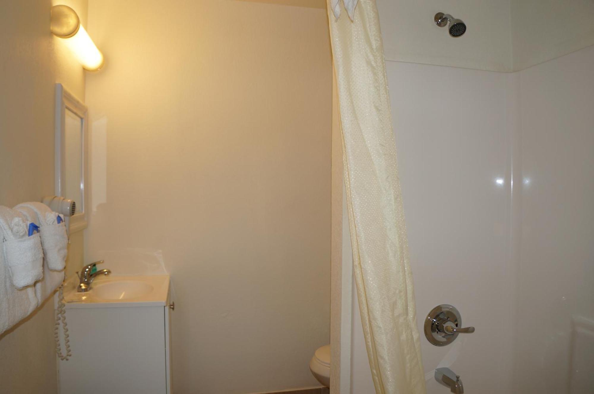 Lake Marina Inn Clearlake Oaks Δωμάτιο φωτογραφία