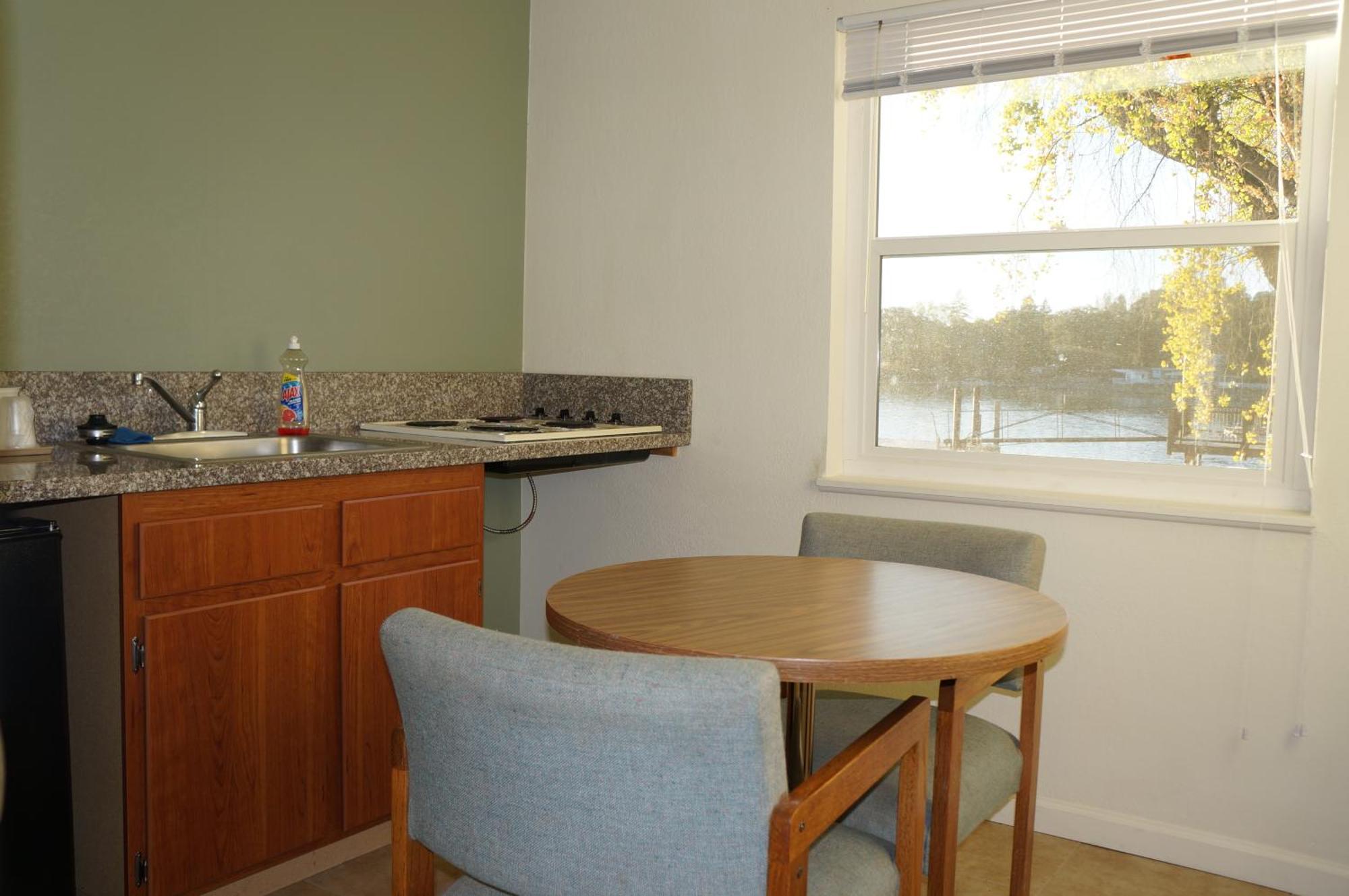 Lake Marina Inn Clearlake Oaks Δωμάτιο φωτογραφία