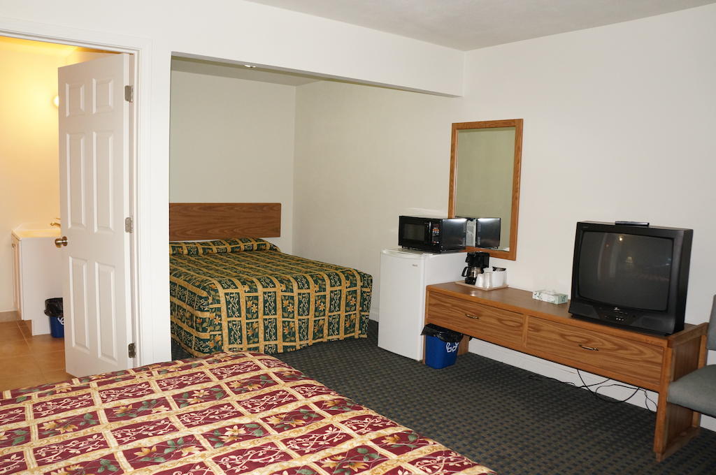 Lake Marina Inn Clearlake Oaks Δωμάτιο φωτογραφία